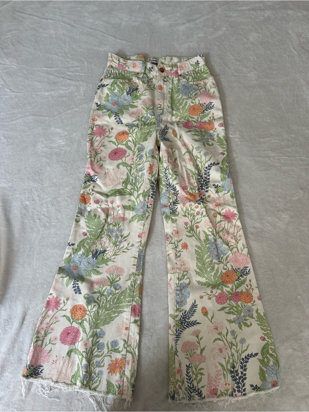 Wrangler Floral Flare Jeans - Picture 4 of 8